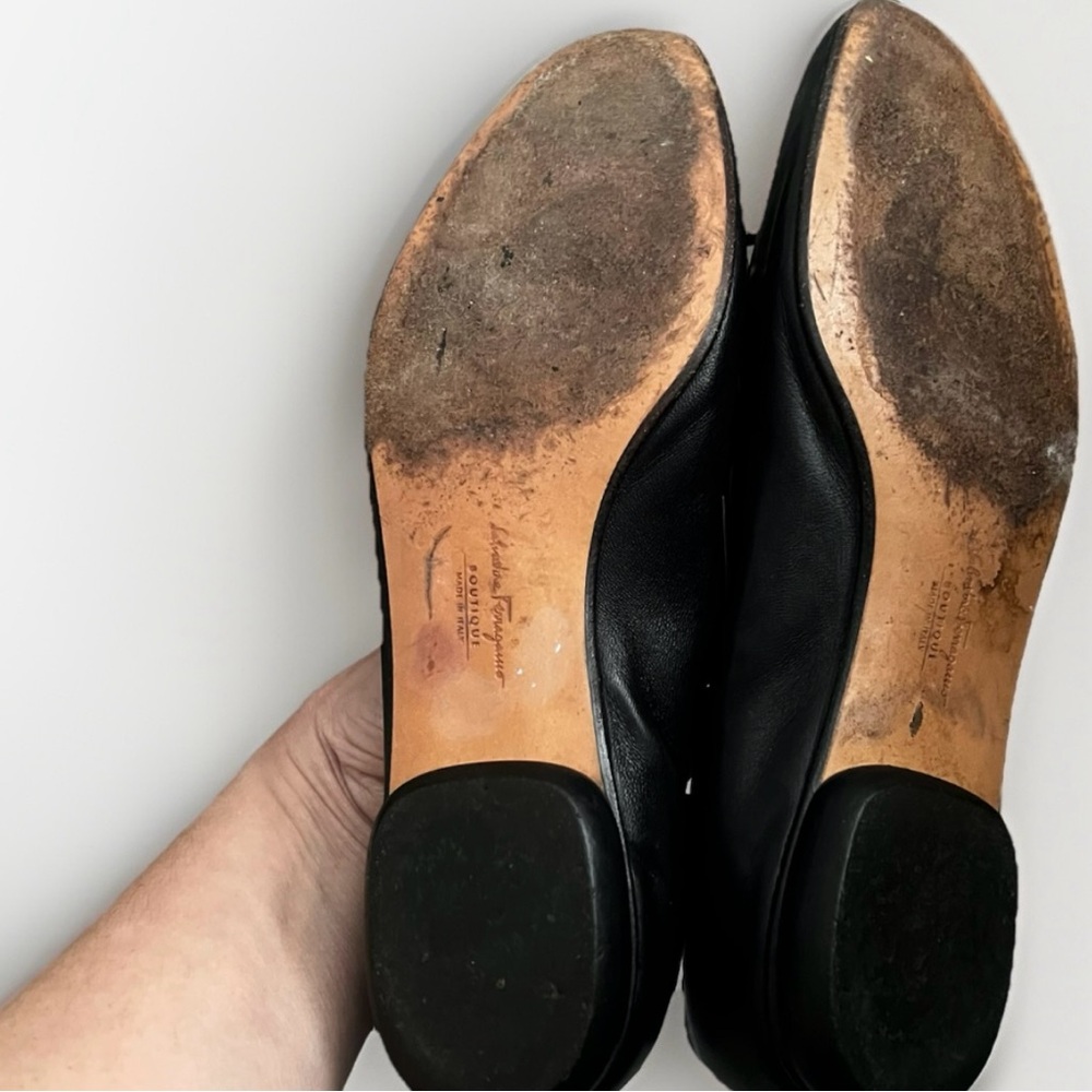 SOLD-Salvatore Ferragamo Black Leather Designer Ballet Flat Shoes‎ Womens Sz 7 - Picture 6 of 11